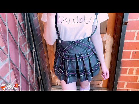 ❤️ Schoolgirl Sucks a dick gu domhainn agus fucks an àite clasaichean. ️❌  Porno  aig porn gd.fulldesisex.ru ❌❤